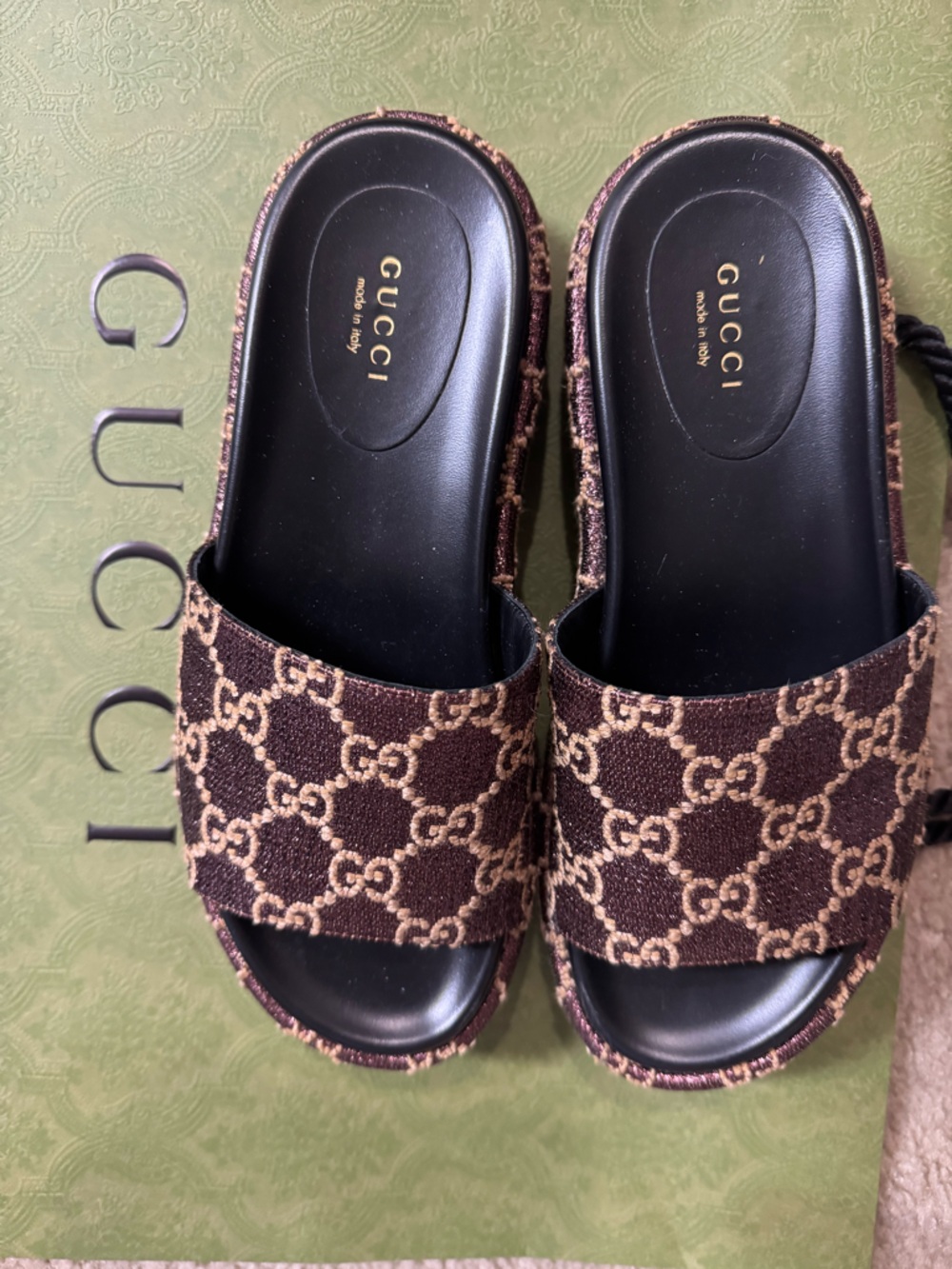 Gucci 💯% Authentic chunky GG Canvas Slide Mules with Black Footbed - Size 37 1/2